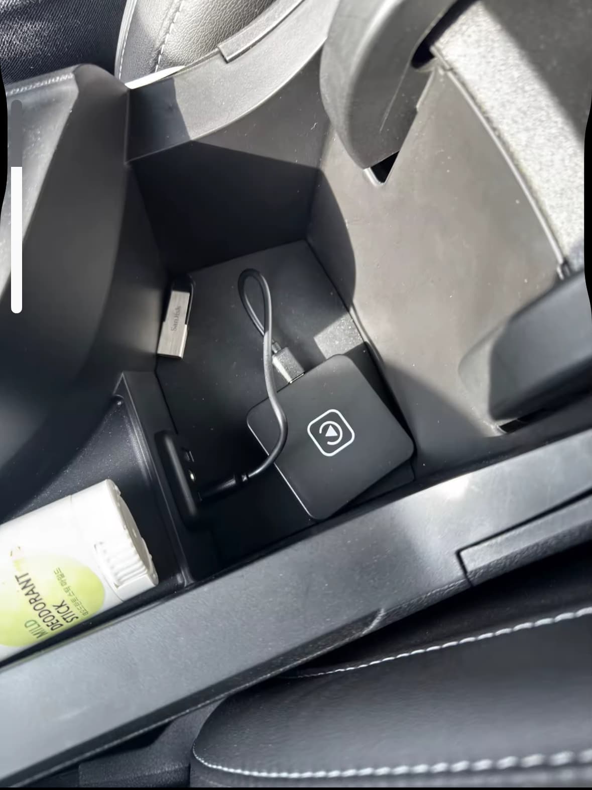 Client utilisant le boîtier CarPlay sans fil – photo 3